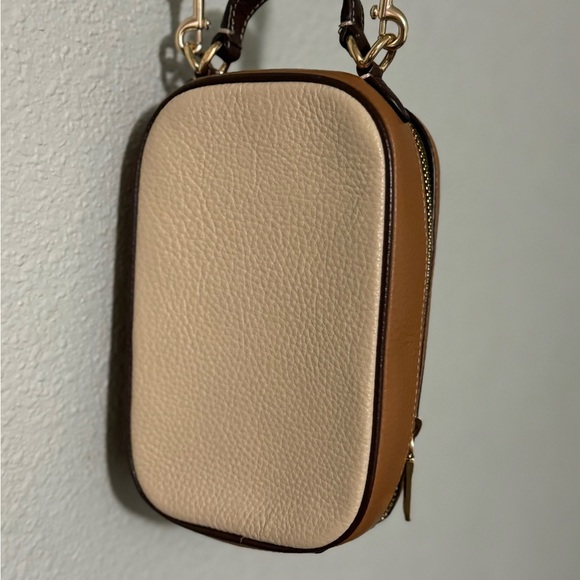 Coach Cute Crossbody - Picture 3 of 5